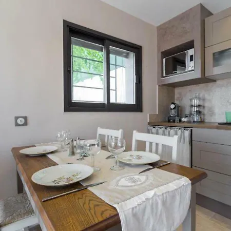 La Maison De Lulu